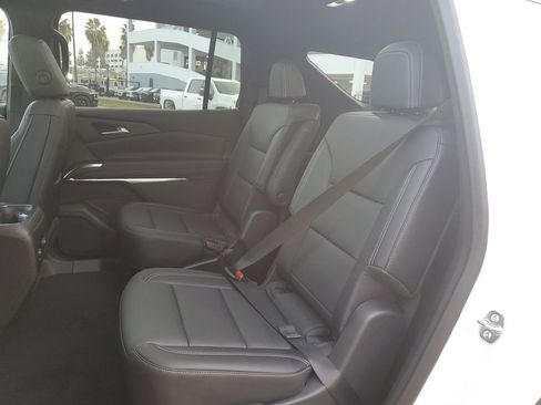 New 2026 Chevrolet Traverse LT w/ Sun and Wheel Package image 13