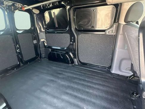 Used 2015 Nissan NV200 SV w/ Technology Package FWD image 12