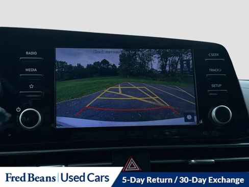 Used 2021 Hyundai Elantra SEL w/ Convenience Package FWD image 18