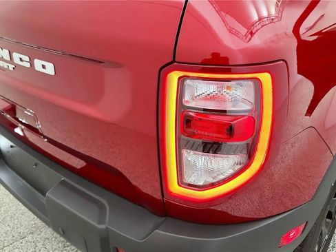 Used 2025 Ford Bronco Sport Outer Banks AWD/4WD image 15
