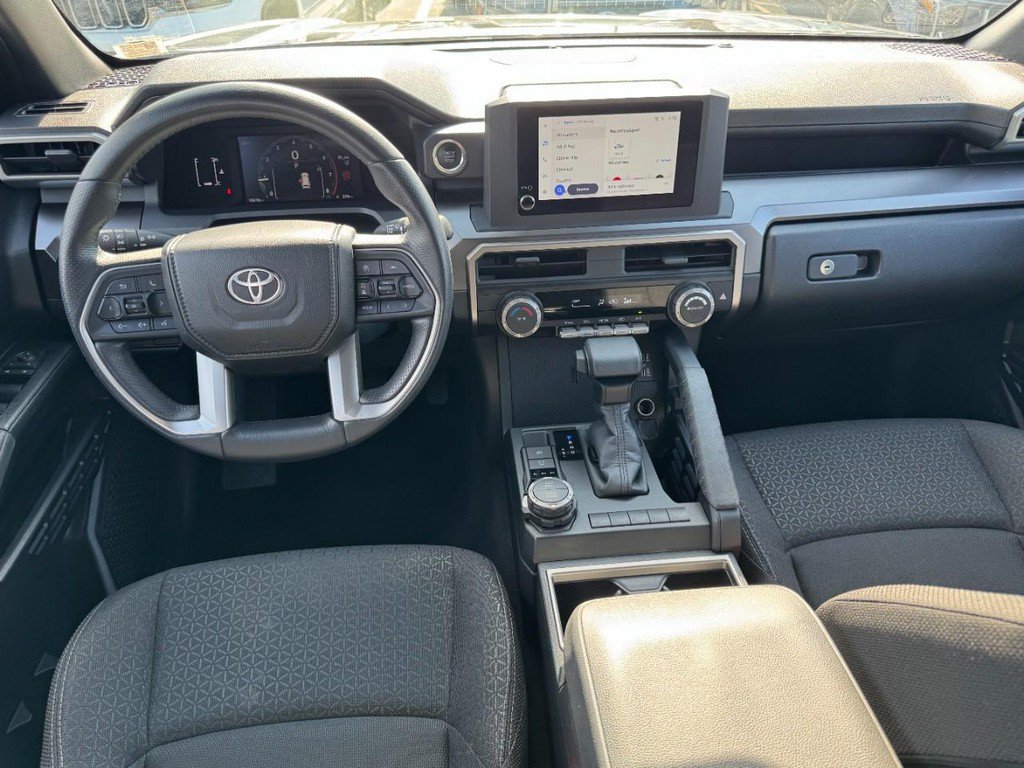 Used 2026 Toyota 4Runner SR5 AWD/4WD image 11