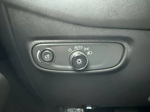 Used 2023 Chevrolet Equinox LT w/ LPO, Floor Liner Package AWD/4WD image 23
