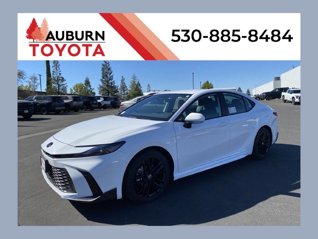 New 2026 Toyota Camry SE FWD image 1