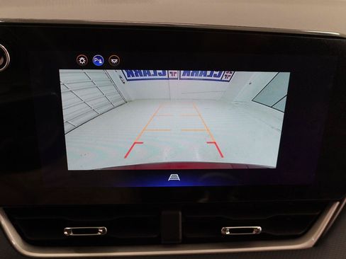 Used 2026 Chevrolet Equinox LT w/ LPO, Floor Liner Package FWD image 15