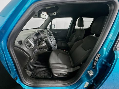 Used 2021 Jeep Renegade Latitude image 13