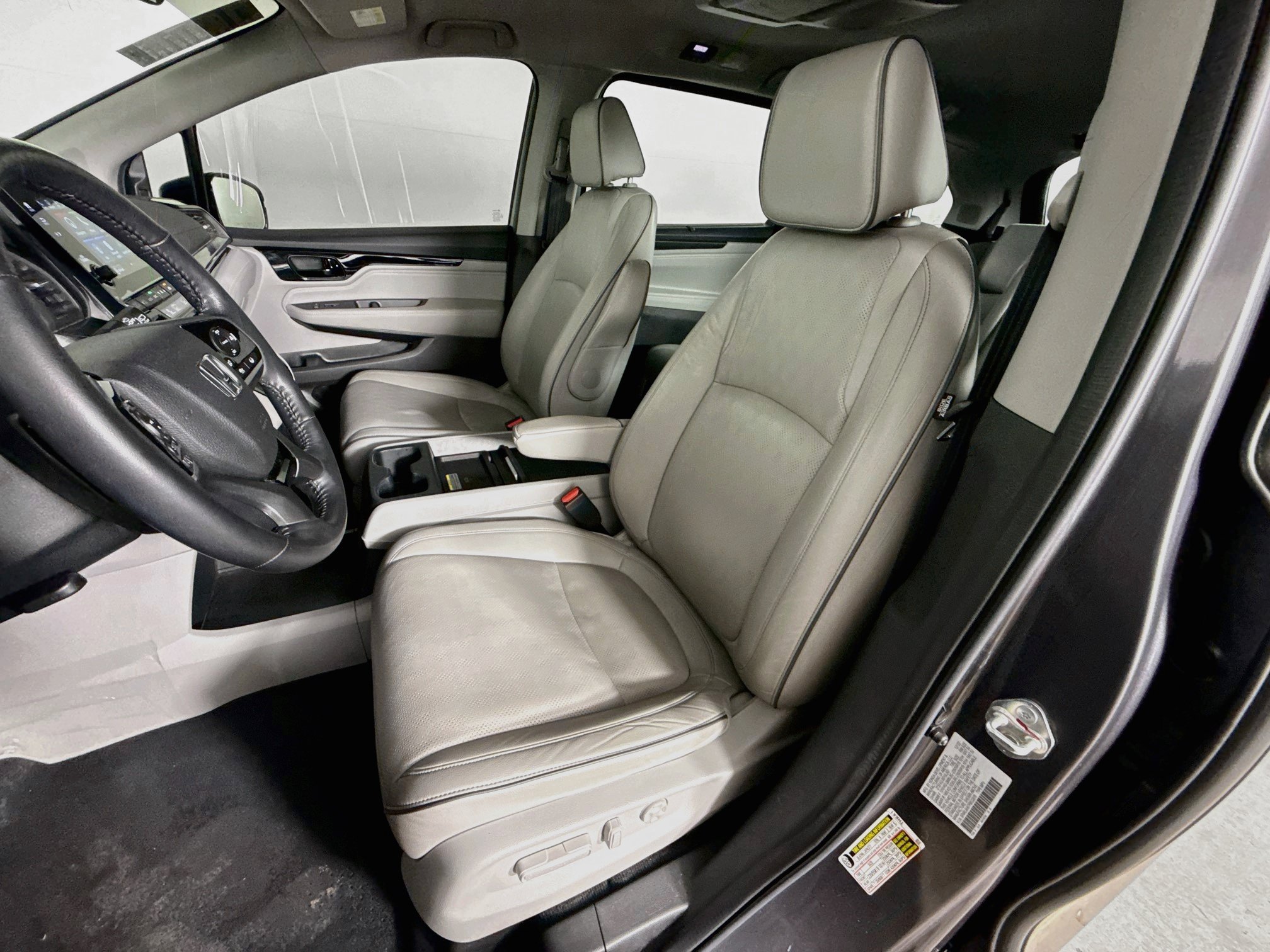 Certified 2023 Honda Odyssey Elite image 26