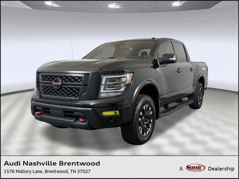 Used 2020 Nissan Titan PRO-4X w/ Pro-4x Convenience Package AWD/4WD image 1