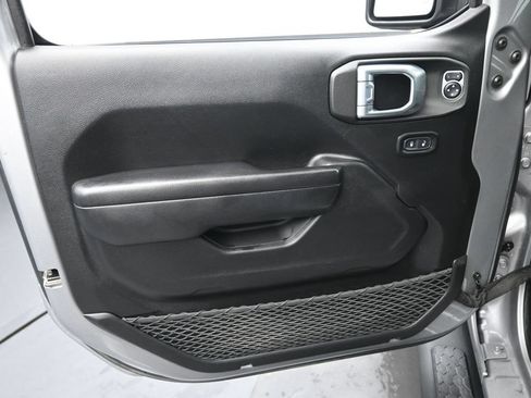Used 2021 Jeep Wrangler Unlimited Sport AWD/4WD image 23