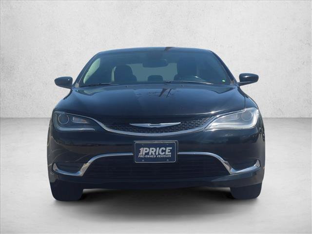 Used 2016 Chrysler 200 Limited w/ Anniversary Edition FWD image 2