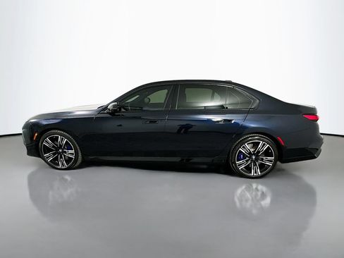 Used 2024 BMW 760i xDrive w/ Executive Package AWD/4WD image 8