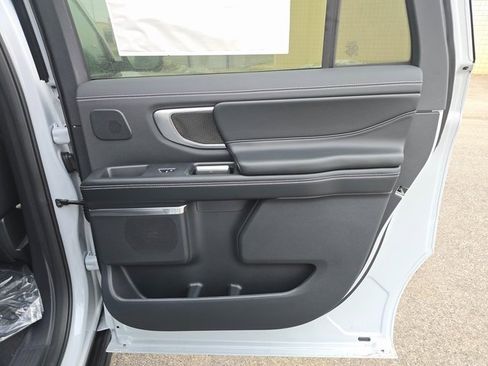 New 2025 Ford Expedition Max Platinum w/ Stealth Performance Package image 23