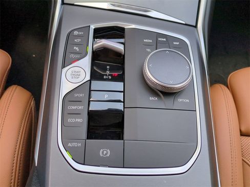 New 2025 BMW 230i Coupe w/ Convenience Package image 17