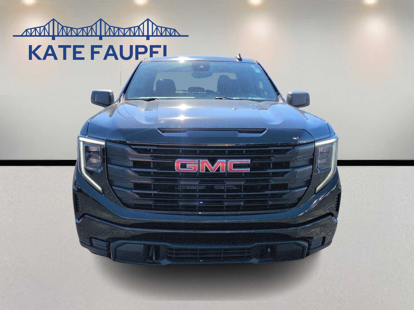 Used 2023 GMC Sierra 1500 Pro w/ Graphite Edition AWD/4WD image 2