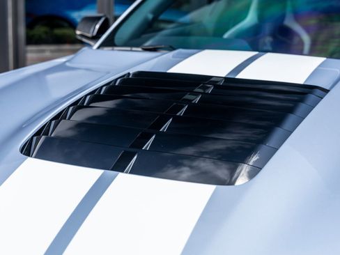Used 2022 Ford Mustang Shelby GT500 w/ Technology Package RWD image 20