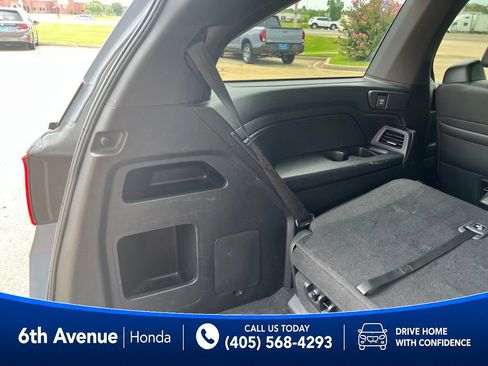 Used 2025 Honda Odyssey Sport-L image 15