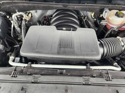 Used 2024 GMC Yukon XL Denali AWD/4WD image 18