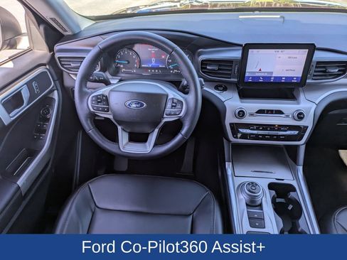 Certified 2023 Ford Explorer XLT w/ Equipment Group 202A RWD image 19