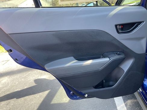 Used 2024 Subaru Crosstrek 2.0i Premium image 22