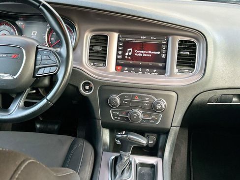 Used 2023 Dodge Charger SXT RWD image 19
