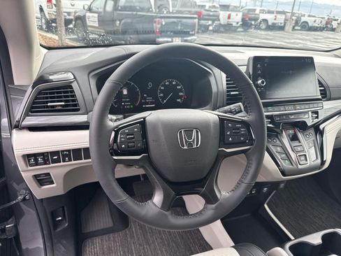 Certified 2026 Honda Odyssey Elite image 16
