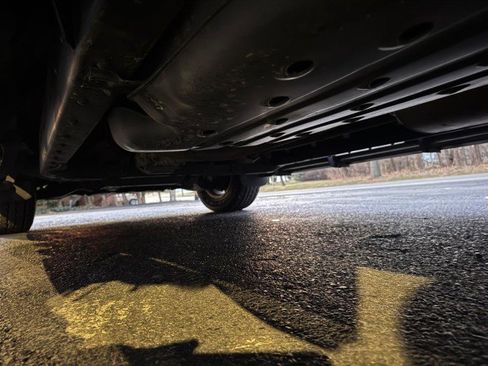 Used 2010 Toyota Tundra 4x4 Double Cab image 29