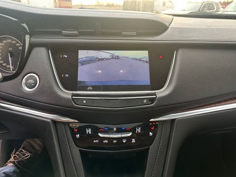 Used 2024 Cadillac XT5 Premium Luxury image 17