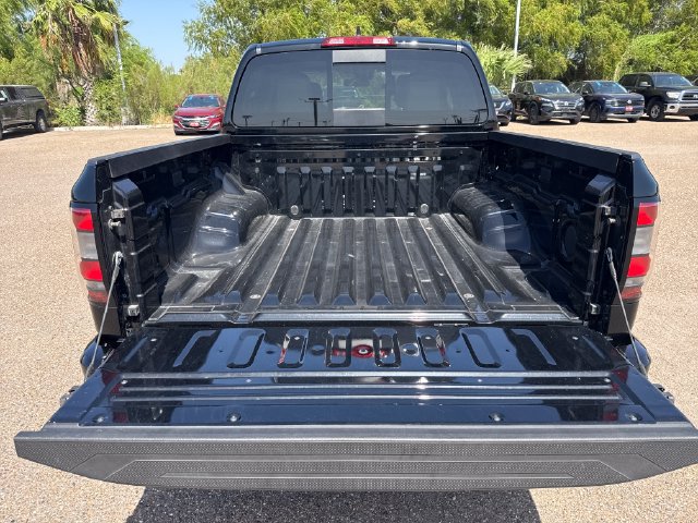 Used 2025 Nissan Frontier SV RWD image 13
