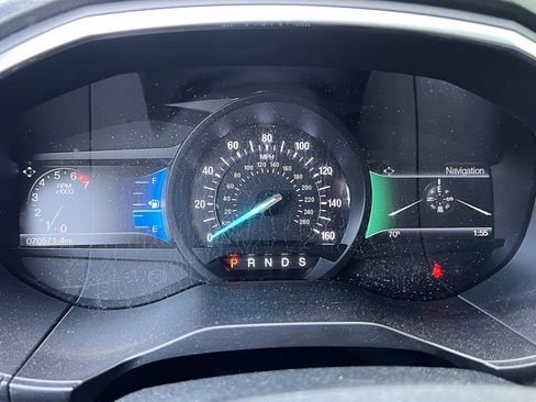 Used 2018 Ford Edge Titanium w/ Equipment Group 301A AWD/4WD image 20
