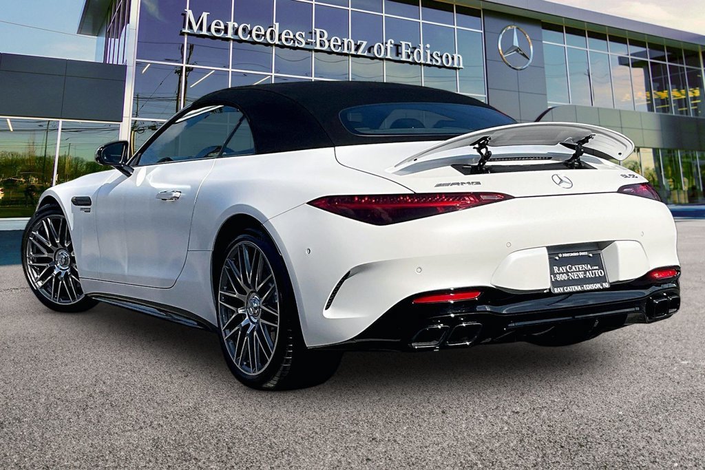 Certified 2022 Mercedes-Benz SL 55 AMG 4MATIC image 2