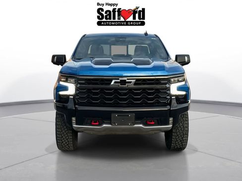 Used 2022 Chevrolet Silverado 1500 ZR2 w/ Technology Package image 8