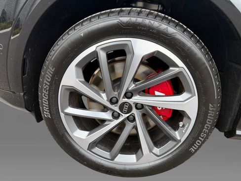 New 2026 Audi SQ5 Premium Plus AWD/4WD image 9