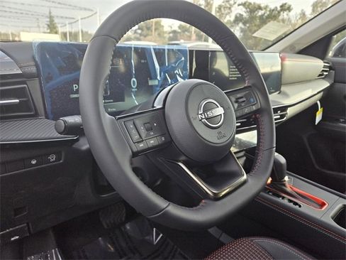 New 2026 Nissan Kicks SR image 7