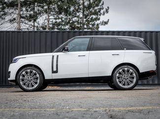 New 2025 Land Rover Range Rover SE video 3