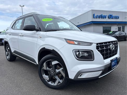 Certified 2023 Hyundai Venue Limited image 1