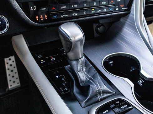 Used 2017 Lexus RX 450h F Sport w/ Accessory Package image 24