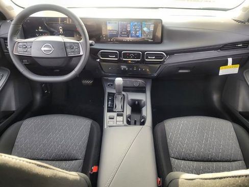New 2026 Nissan Sentra SV w/ SV Convenience Package FWD image 8