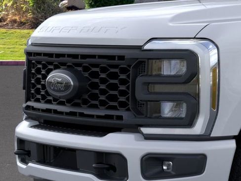 New 2025 Ford F350 Lariat w/ Lariat Ultimate Package image 17