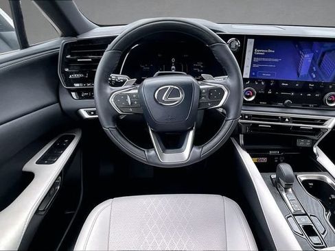 Used 2025 Lexus RX 350 Premium Plus w/ Convenience Package FWD image 4
