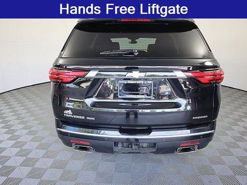 Used 2022 Chevrolet Traverse Premier image 6
