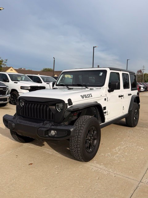 Used 2021 Jeep Wrangler Unlimited Sport AWD/4WD image 4