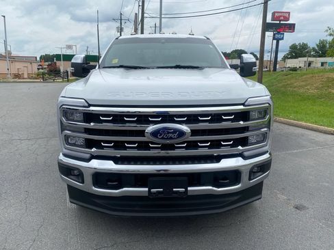 Used 2025 Ford F250 Lariat w/ Chrome Package AWD/4WD image 2