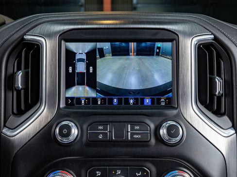 Used 2020 GMC Sierra 3500 Denali w/ Denali Ultimate Package image 25