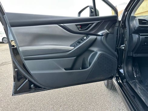 Used 2021 Subaru Crosstrek 2.5i Sport w/ Moonroof Package image 11