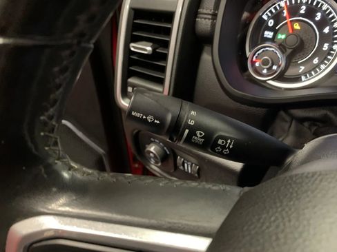 Used 2019 RAM 1500 Laramie image 26