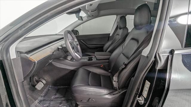 Used 2021 Tesla Model Y Long Range AWD/4WD image 13