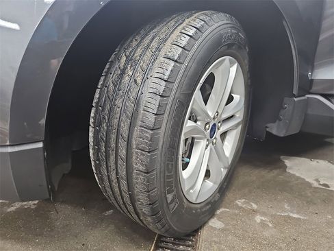 Used 2020 Ford Edge SEL w/ Convenience Package image 31