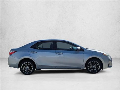 Used 2014 Toyota Corolla S image 4