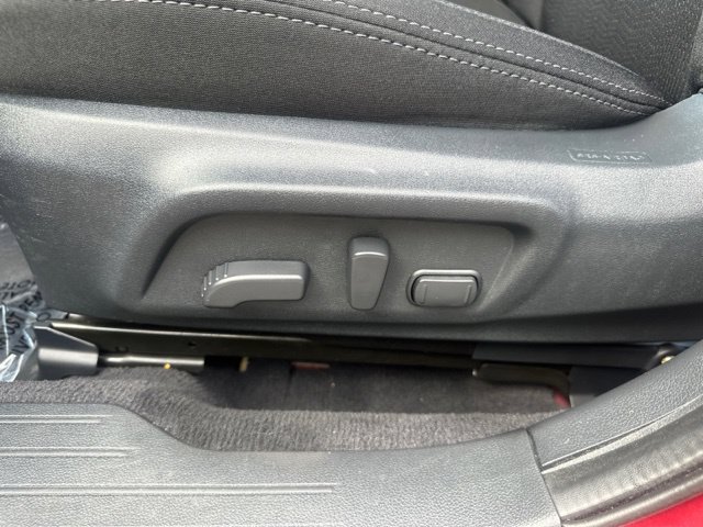 Used 2015 Subaru Legacy 2.5i Premium AWD/4WD image 26