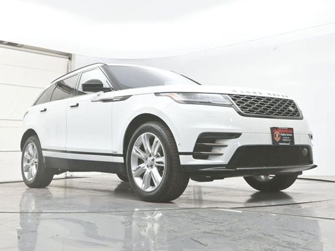 Used 2019 Land Rover Range Rover Velar R-Dynamic SE AWD/4WD image 24