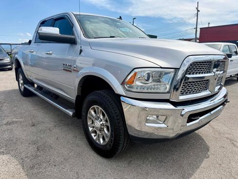 Used 2018 RAM 3500 Laramie AWD/4WD image 7
